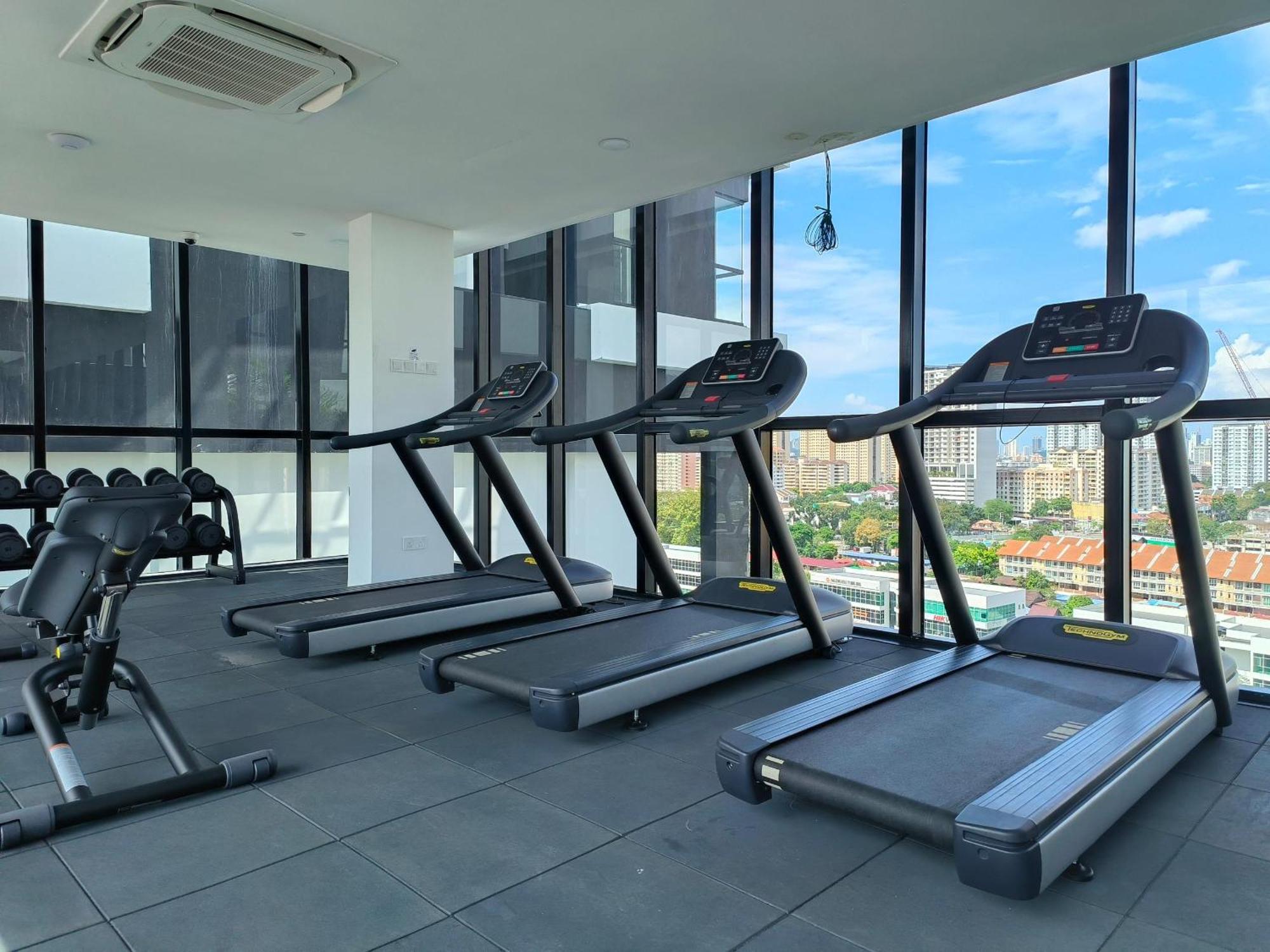 Urban Suites Two Or Three Bedroom Georgetown By Anc Jelutong Eksteriør bilde
